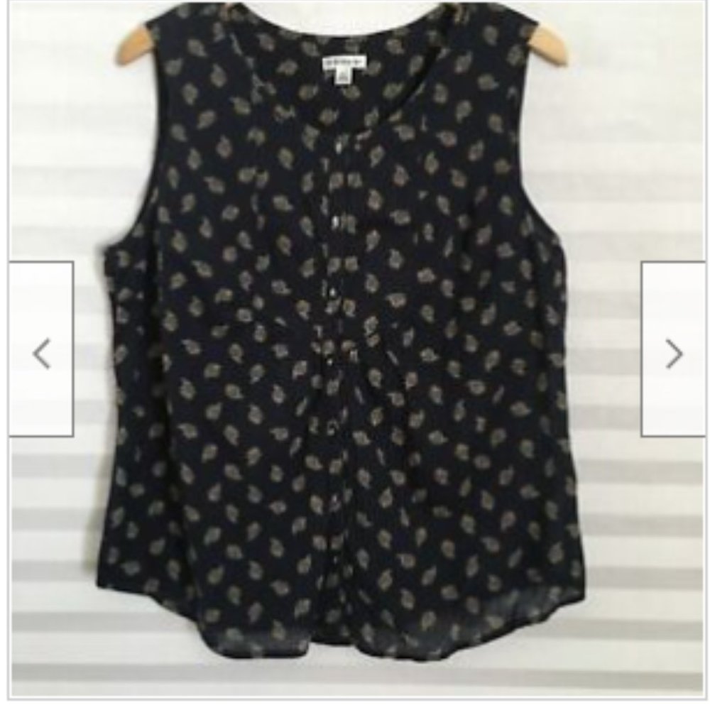 Croft & Barrow Blue Sleeveless Button Front Top Lightweight